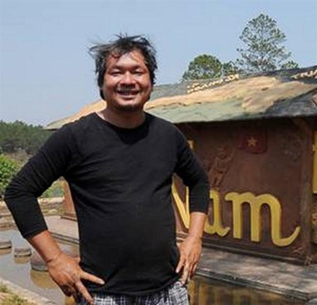 Chủ nhân đường hầm điêu khắc – anh Trịnh Bá Dũng