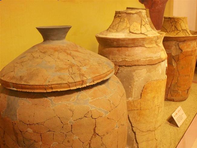 Chum gốm độc đáo của thời kì văn hóa Sa Huỳnh