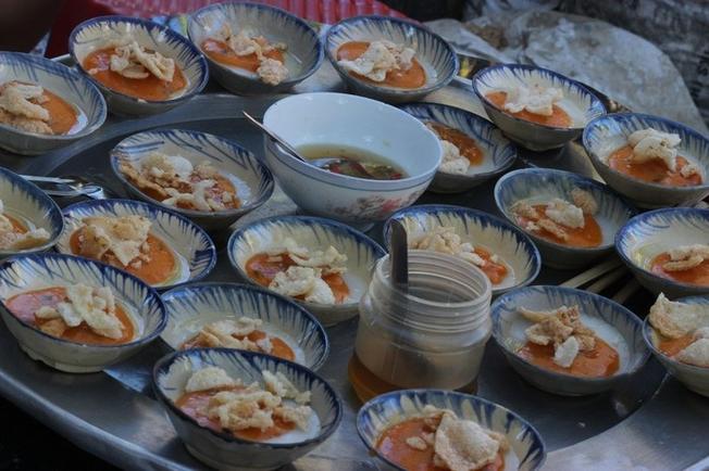 Món bánh bèo chén Đặc sản Hội An nổi tiếng ở chợ quê Triêm Tây