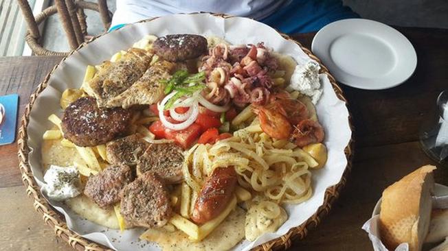 Món ăn đậm chất Hy Lạp tại nhà hàng ngon ở Nha Trang – Pita GR