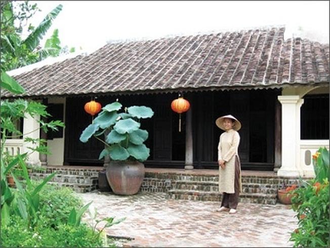 Nha Trang xưa với mái ngói rêu phong, sân ghạch cũ kỹ, bụi chuối… đậm chất quê (Ảnh sưu tầm)