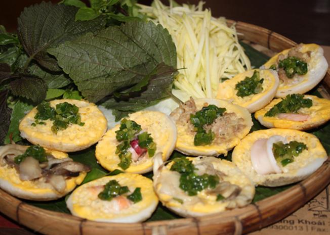 Hấp dẫn các món ăn ngon dân dã đường phố Nha Trang