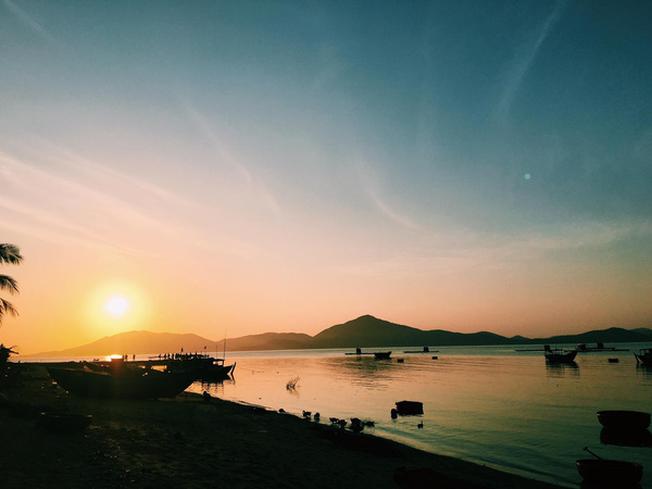 Sunset over Diep Son beach