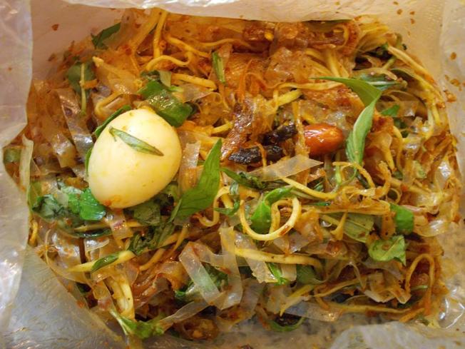 Bánh tráng trộn tphcm